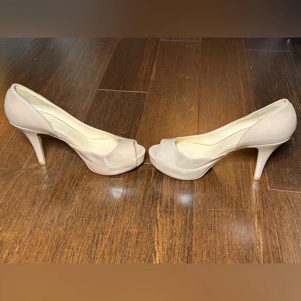 Nine West Nude Beige Peep Toe D'Orsay Platform Pumps Women’s Size 10 Heeled - Picture 5 of 8